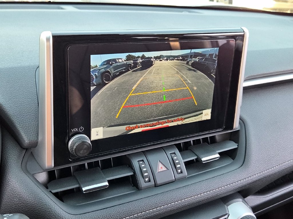 Used 2023 Toyota RAV4 XLE Premium AWD/4WD image 19