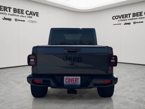 Used 2021 Jeep Gladiator Overland image 8