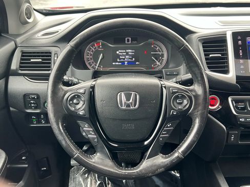 Used 2018 Honda Ridgeline RTL-E image 22