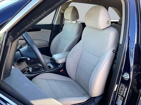 Used 2018 Kia Sorento AWD image 25