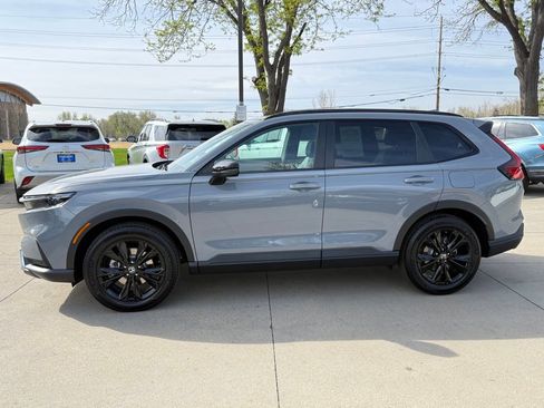 Certified 2026 Honda CR-V Sport Touring image 7