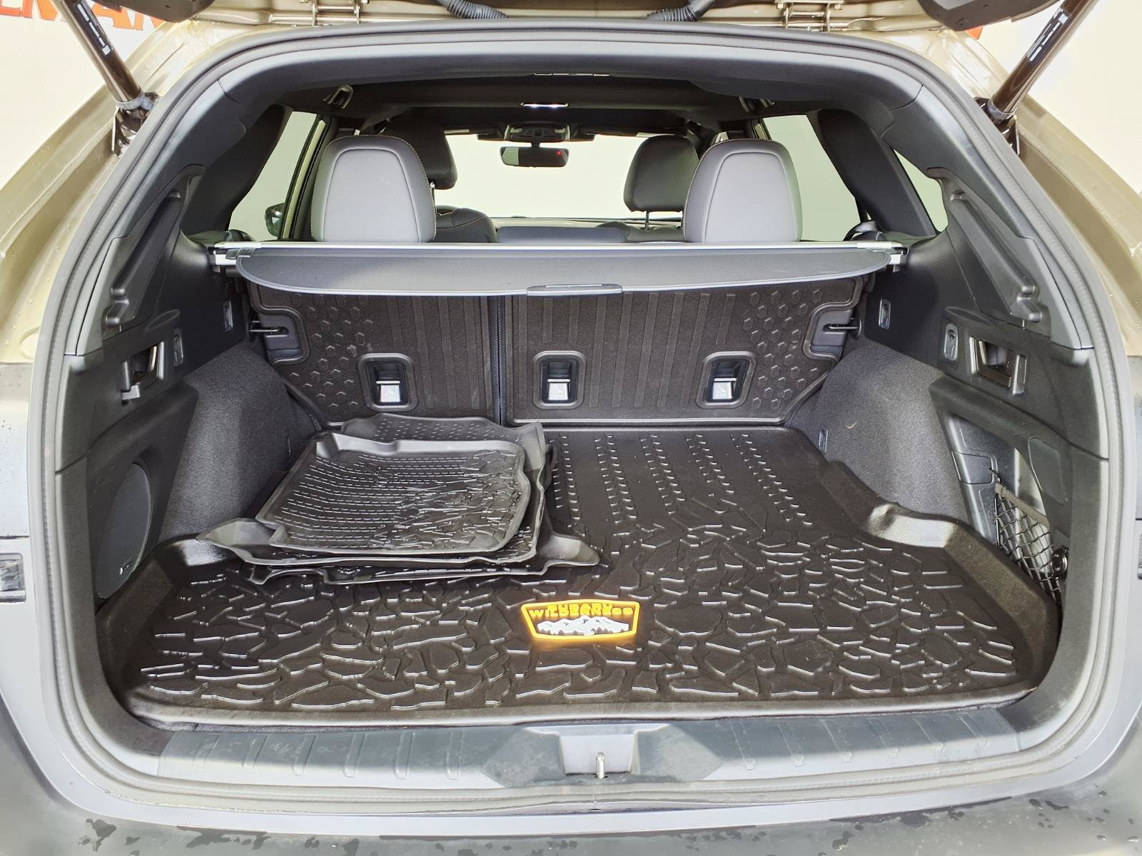 Used 2025 Subaru Outback Wilderness AWD/4WD image 9