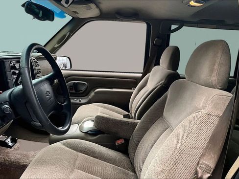 Used 1997 Chevrolet Tahoe LS image 18