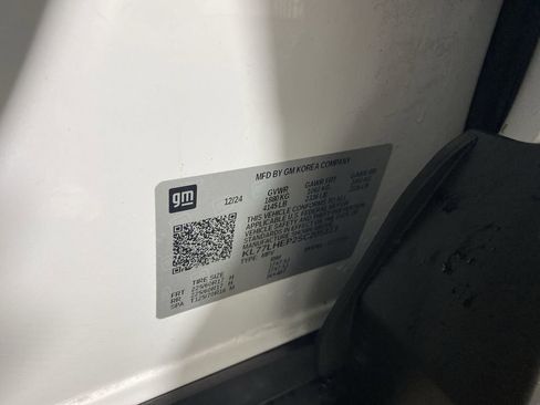 Certified 2025 Chevrolet Trax LT w/ Driver Confidence Package image 34