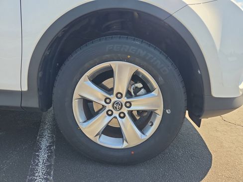 Used 2015 Toyota RAV4 XLE image 29