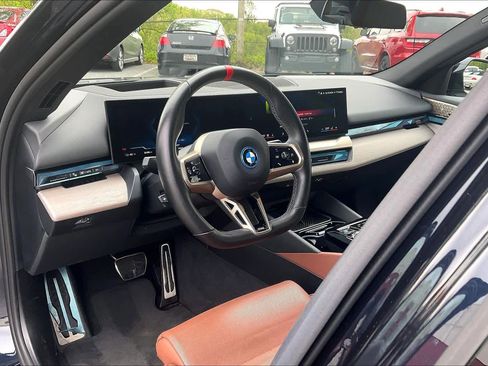 Used 2024 BMW i5 M60 w/ Executive Package image 17