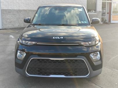 Used 2022 Kia Soul LX