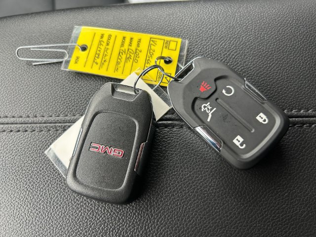 Used 2020 GMC Terrain SLT w/ Preferred Package AWD/4WD image 33
