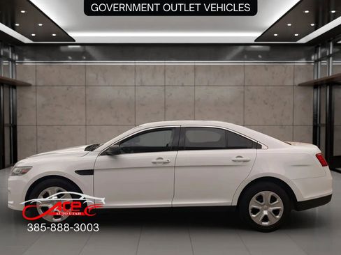 Used 2017 Ford Taurus Police Interceptor image 4