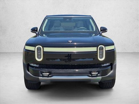 Used 2023 Rivian R1S Adventure AWD/4WD image 2