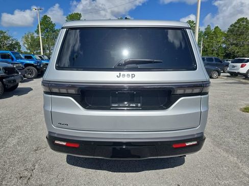 New 2026 Jeep Grand Wagoneer Summit AWD/4WD image 5