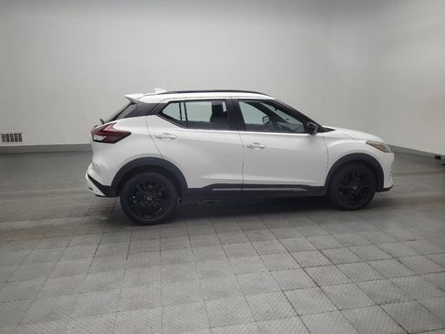 Used 2024 Nissan Kicks SR FWD image 10