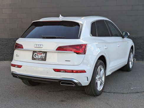 Certified 2024 Audi Q5 e Premium Plus w/ Premium Plus Package image 6
