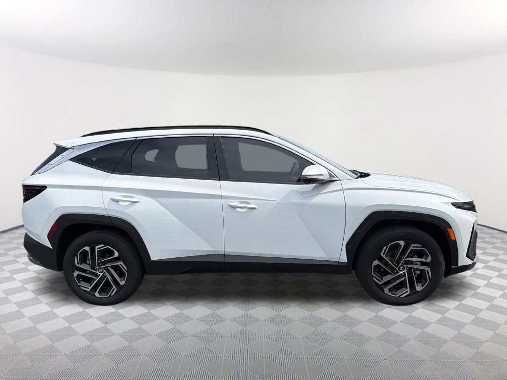 New 2026 Hyundai Tucson Limited AWD/4WD image 4