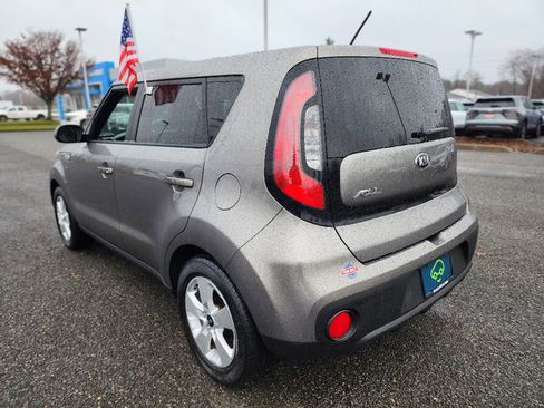 Used 2018 Kia Soul image 16