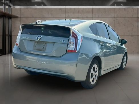 Used 2012 Toyota Prius Three FWD image 2