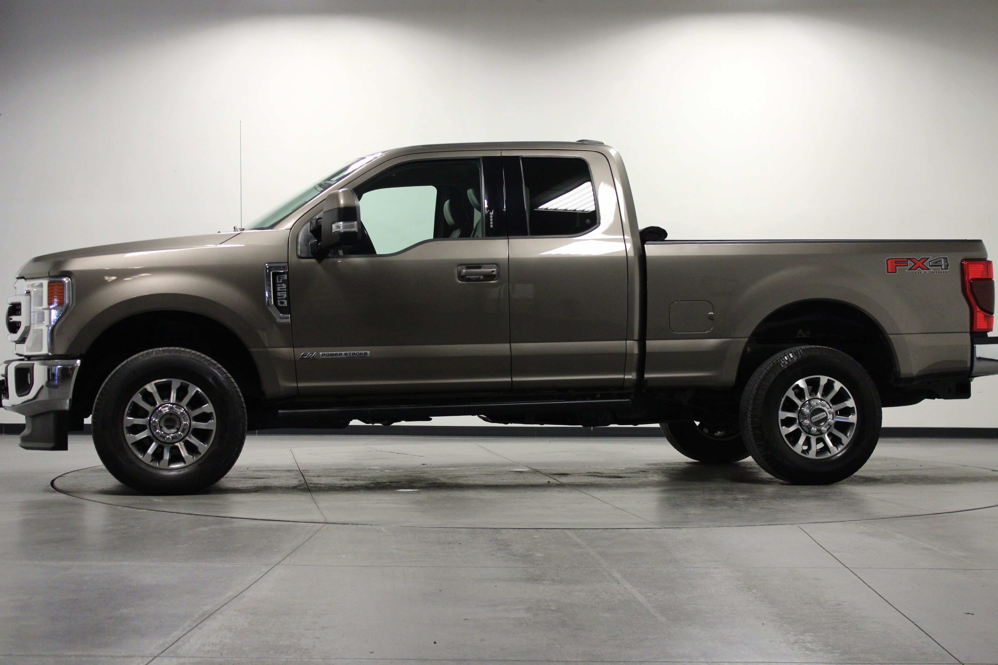 Used 2021 Ford F250 Lariat w/ Lariat Value Package AWD/4WD image 7
