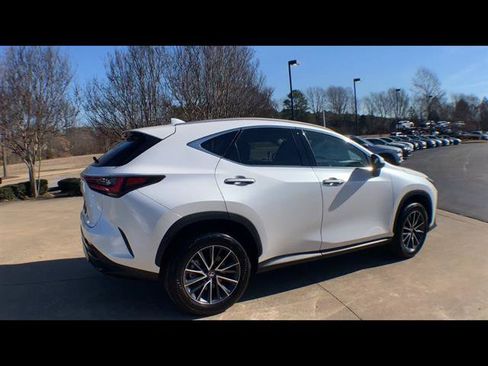 Certified 2025 Lexus NX 250 NX 250 Premium w/ Towing Package (2000 Lbs) image 8