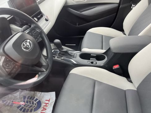 Used 2024 Toyota Corolla LE image 27