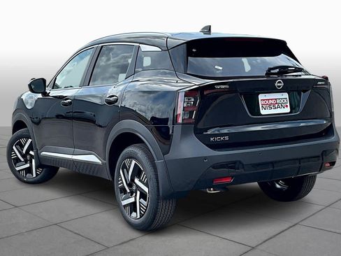 New 2026 Nissan Kicks SV image 7