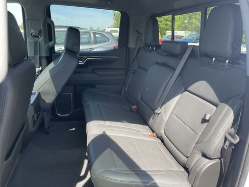 Used 2023 Chevrolet Silverado 1500 RST w/ Convenience Package II AWD/4WD image 9