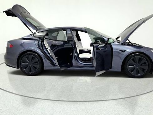 Used 2021 Tesla Model S Plaid AWD/4WD image 20