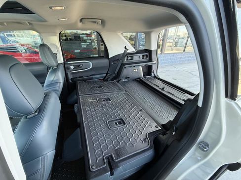 Used 2024 Ford Bronco Sport Outer Banks w/ Tech Package image 48