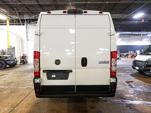 New 2026 RAM ProMaster 3500 w/ Convenience Group image 5