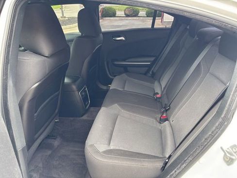 Used 2017 Dodge Charger SXT w/ Navigation & Travel Group RWD image 28