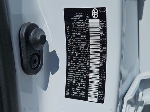 Certified 2025 Toyota Corolla SE FWD image 25