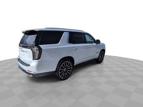 Used 2026 Chevrolet Tahoe High Country image 8