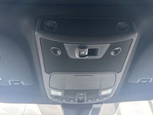 Used 2022 Ford F350 Lariat w/ Camper Package image 31