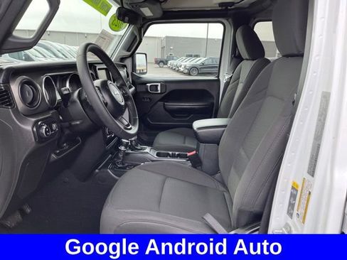 Used 2023 Jeep Gladiator Willys image 9