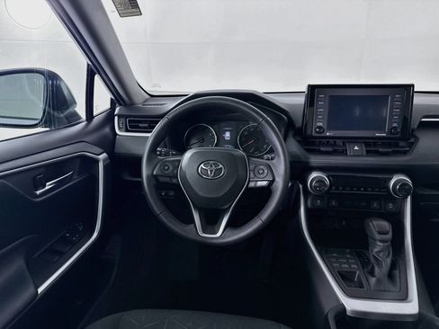 Certified 2021 Toyota RAV4 XLE w/ Convenience Package AWD/4WD image 22