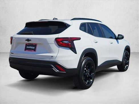 New 2026 Chevrolet Trax LT w/ Driver Confidence Package image 2