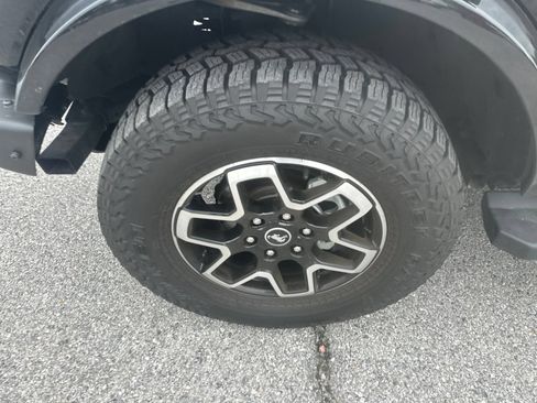 Used 2022 Ford Bronco Outer Banks AWD/4WD image 10