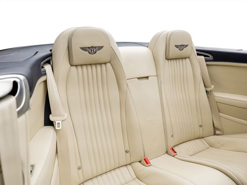 Used 2017 Bentley Continental GT image 37