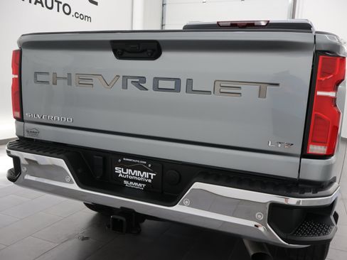 Used 2024 Chevrolet Silverado 2500 LTZ w/ LTZ Premium Package AWD/4WD image 24