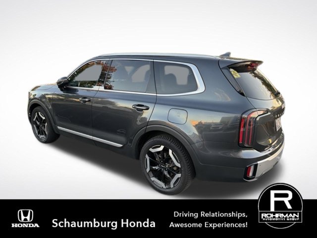 Used 2023 Kia Telluride EX w/ EX Captain's Chair Package AWD/4WD image 5