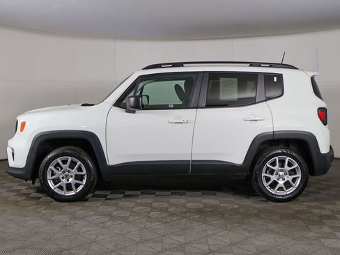 Used 2022 Jeep Renegade Latitude w/ Convenience Group AWD/4WD image 16