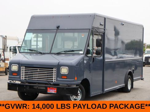Used 2019 Ford E-450 and Econoline 450 Super Duty RWD image 4