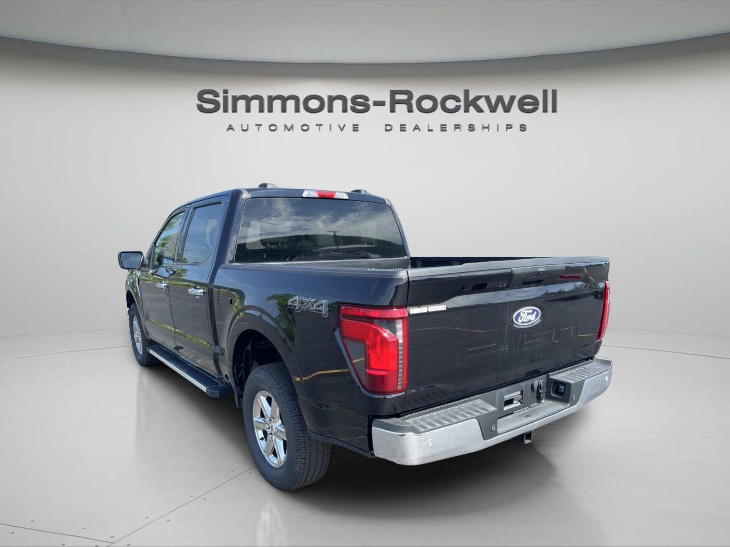 Used 2025 Ford F150 XLT w/ Equipment Group 301A Standard AWD/4WD image 3