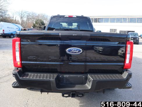 Used 2025 Ford F350 XL image 5