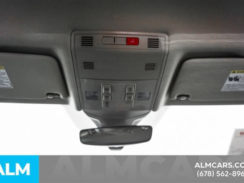 Used 2024 Volkswagen Jetta SE FWD image 54