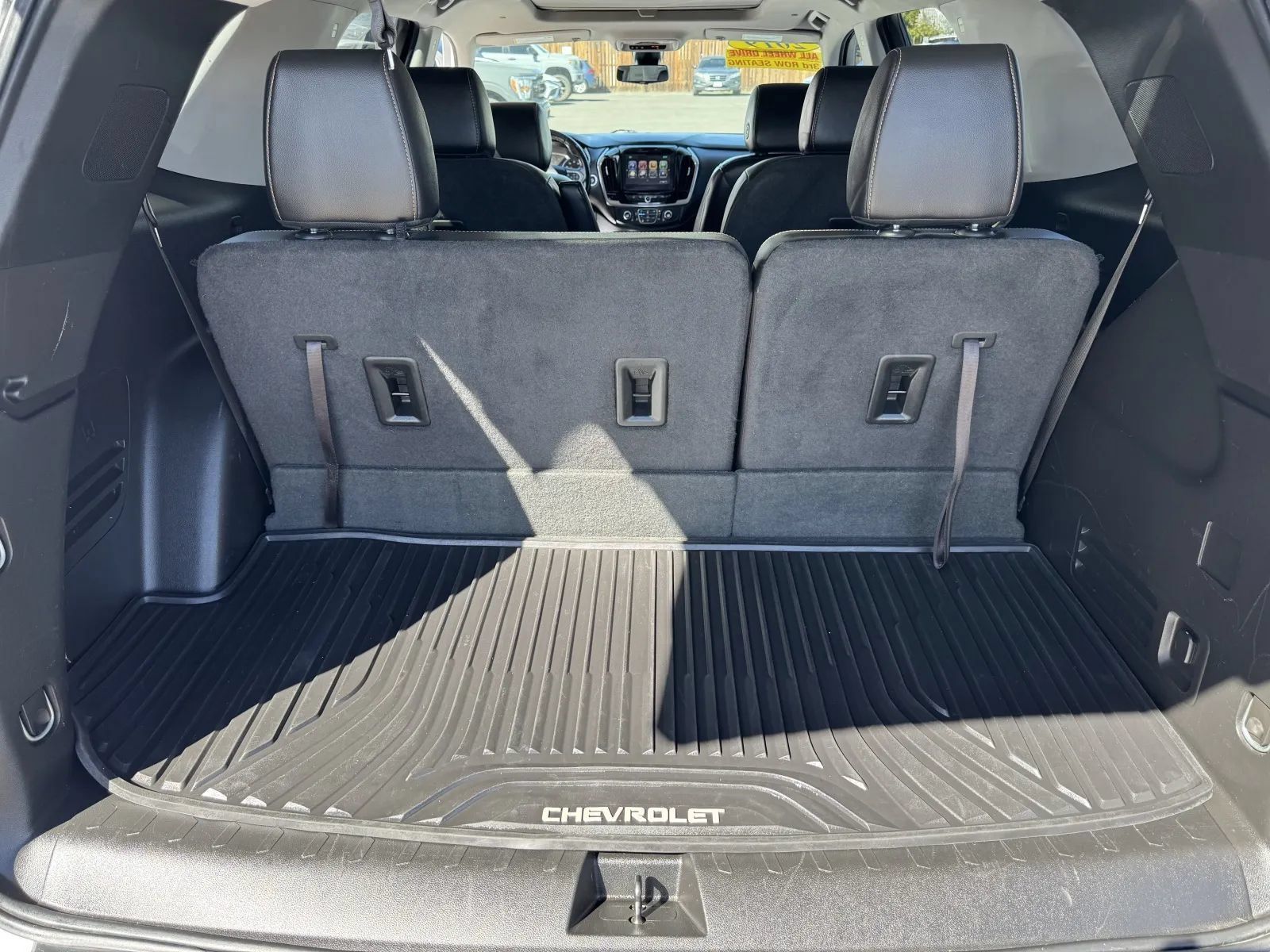 Used 2019 Chevrolet Traverse RS w/ LPO, 'HIT The Road' Package AWD/4WD image 44