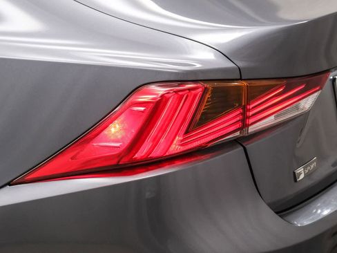 Used 2018 Lexus IS 300 F Sport AWD/4WD image 7