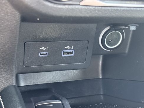 Certified 2024 Nissan Kicks SV FWD image 31