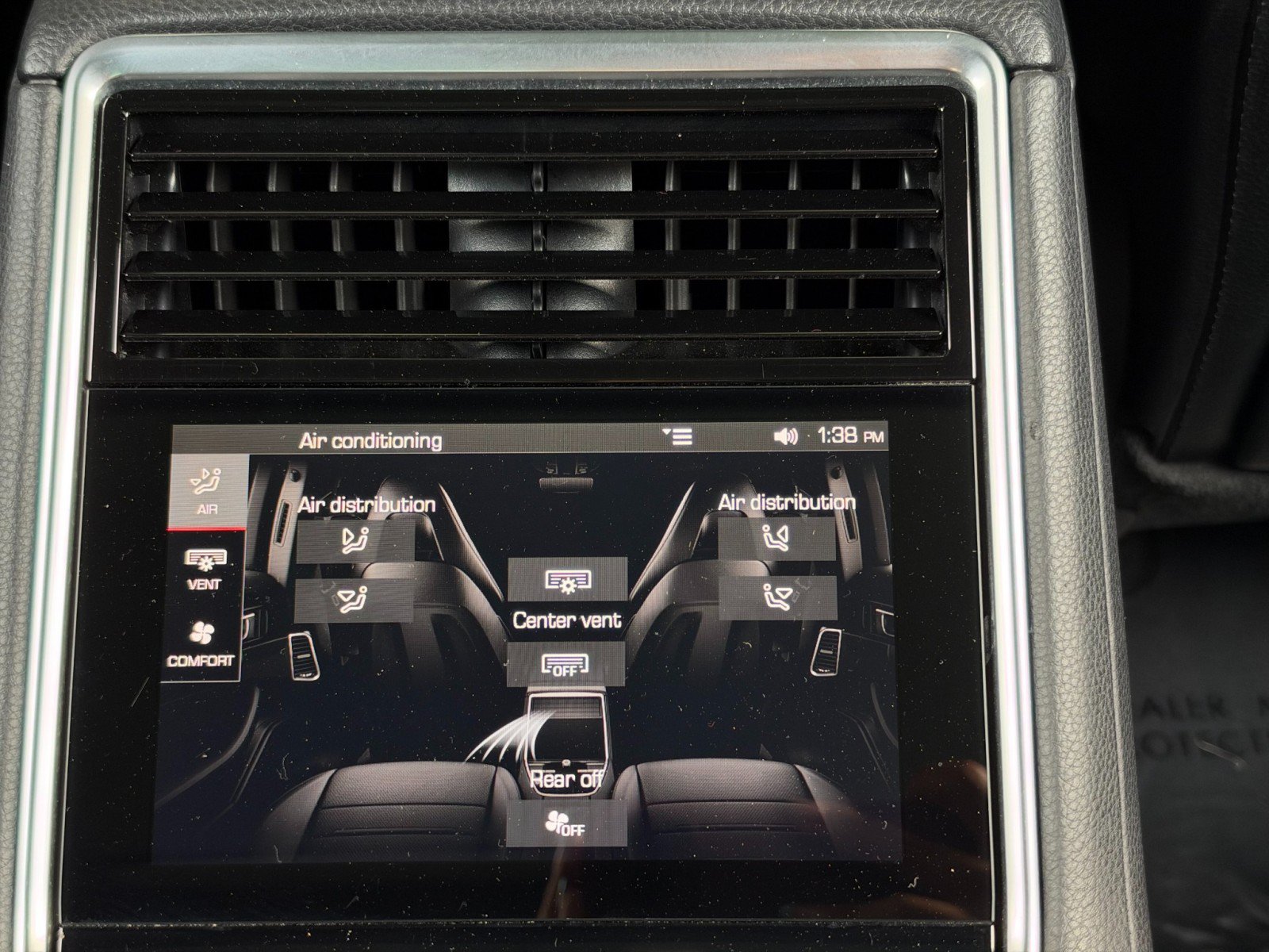 Used 2018 Porsche Panamera image 36