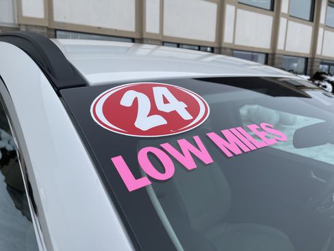 Used 2024 Ford Escape SE image 28