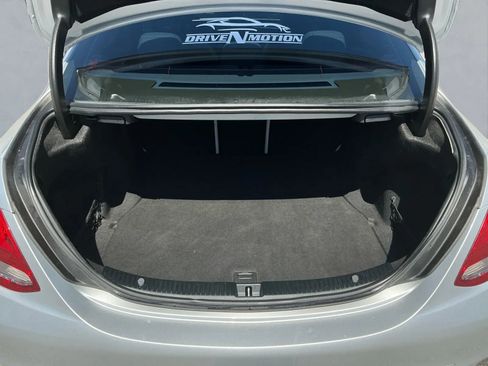 Used 2017 Mercedes-Benz C 300 Sedan image 19